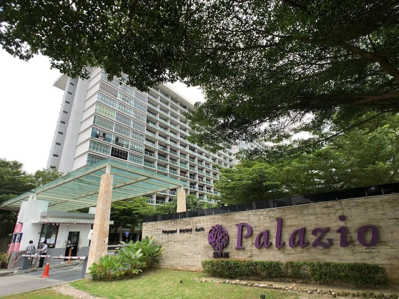 Mount Austin Palazio Studio W/Projectornetflixwifi Johor Bahru