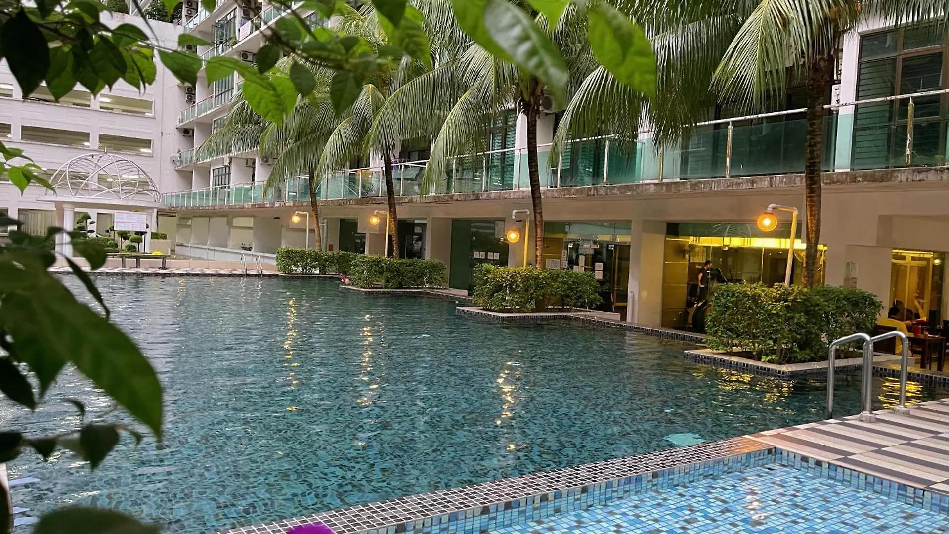 Apartment Mount Austin Palazio Studio W/Projectornetflixwifi Johor Bahru