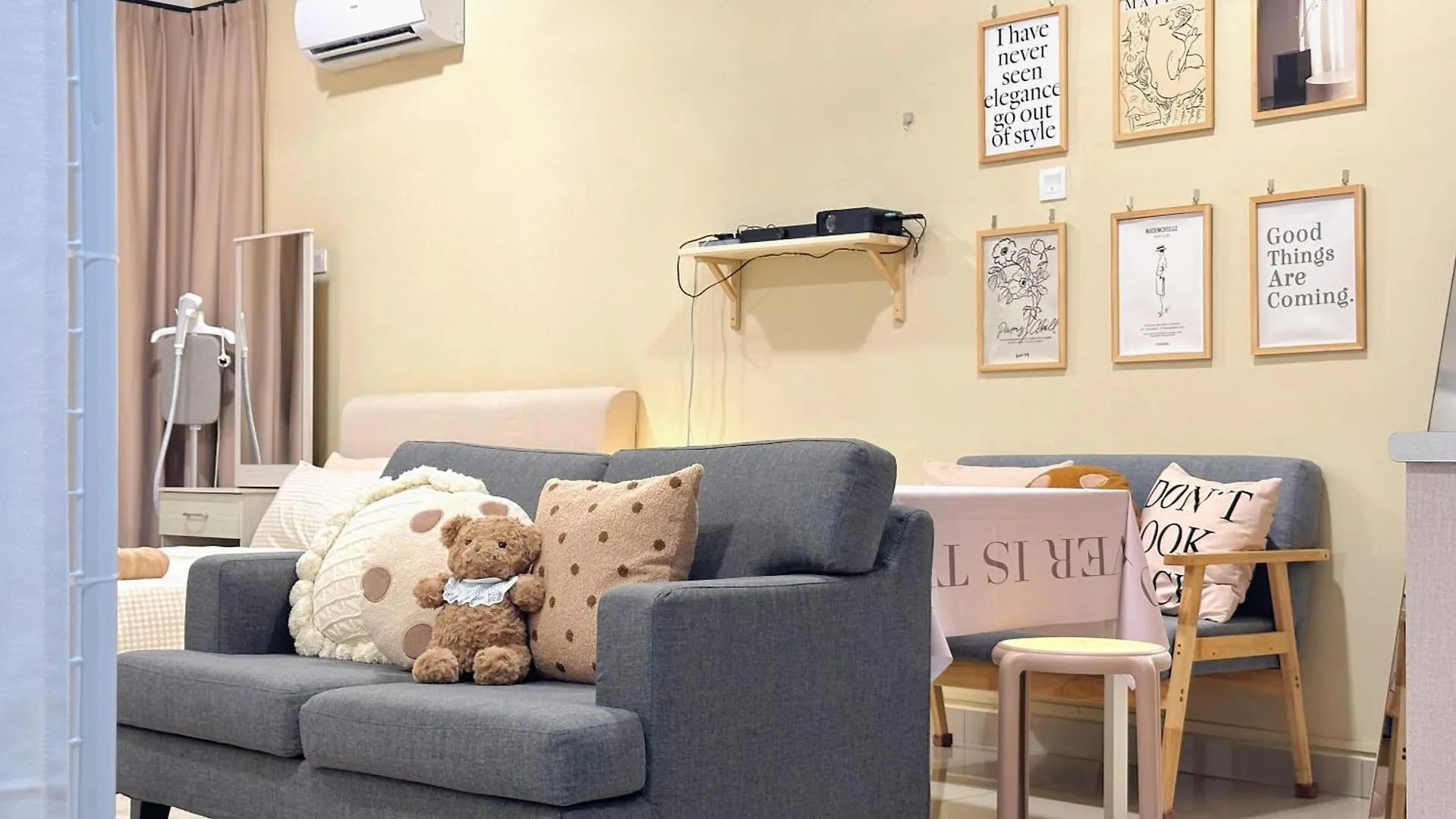 Mount Austin Palazio Studio W/Projectornetflixwifi Johor Bahru 0*,