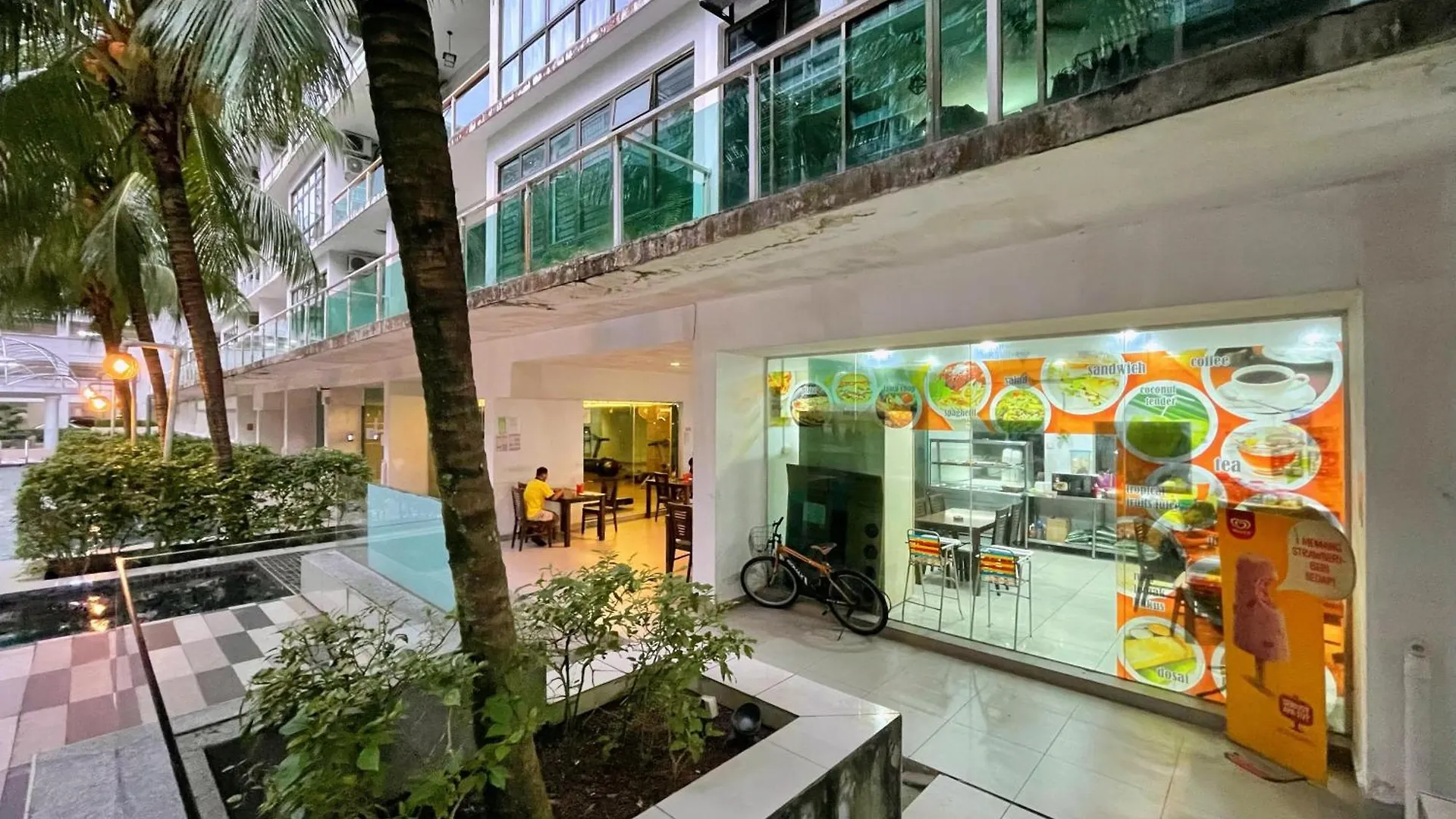 Mount Austin Palazio Studio W/Projectornetflixwifi Johor Bahru